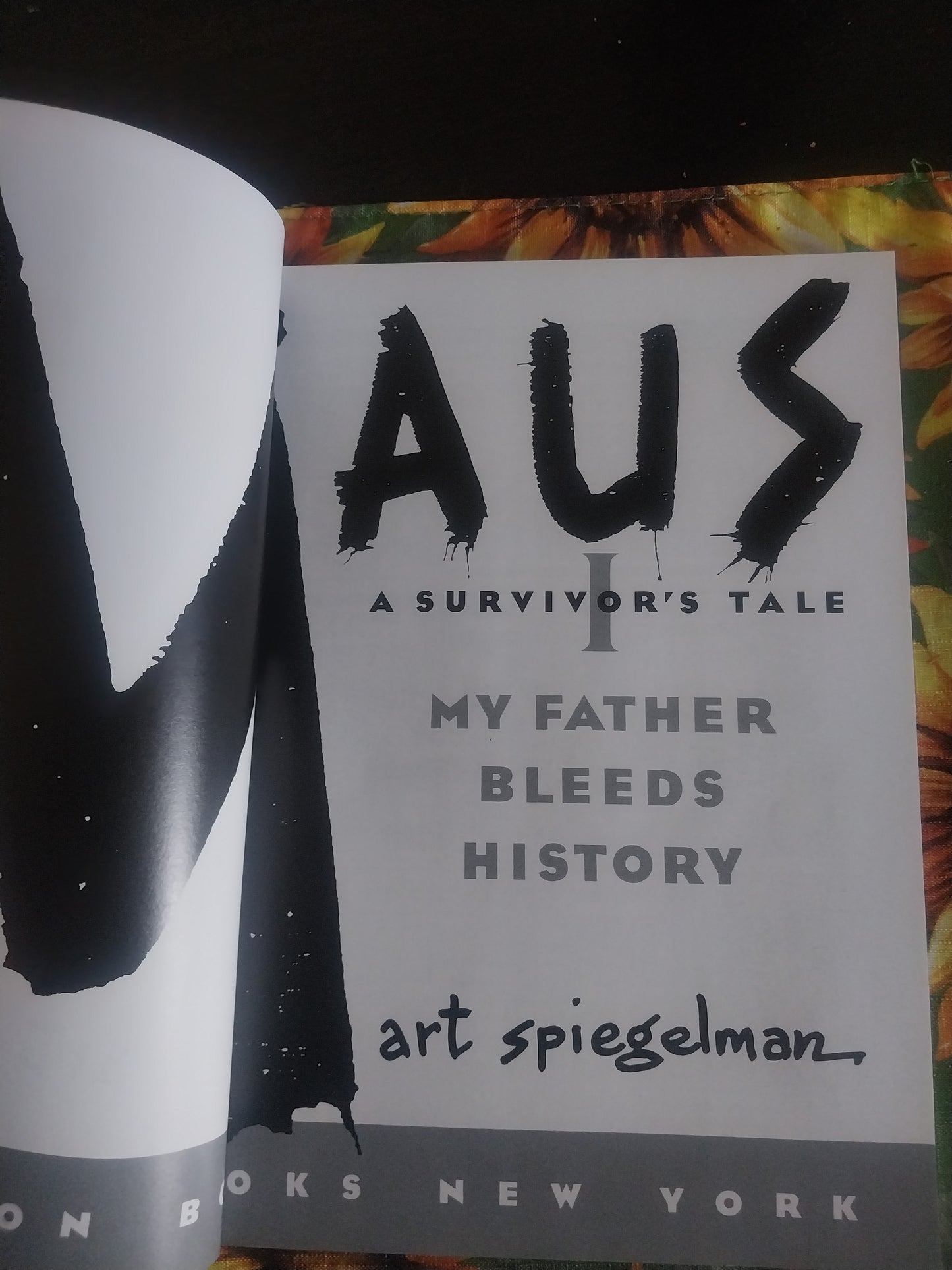 Maus l: A Survivor's Tale, My Father Bleeds History