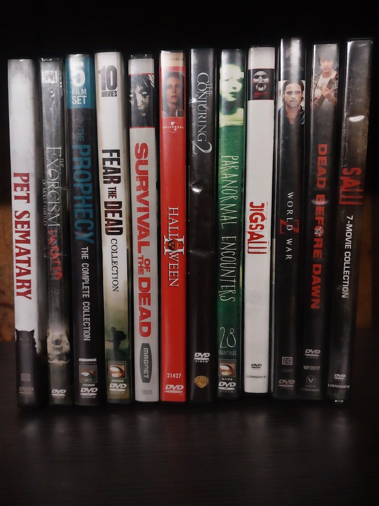 Lot of 12 Random Horror DVDs (5)