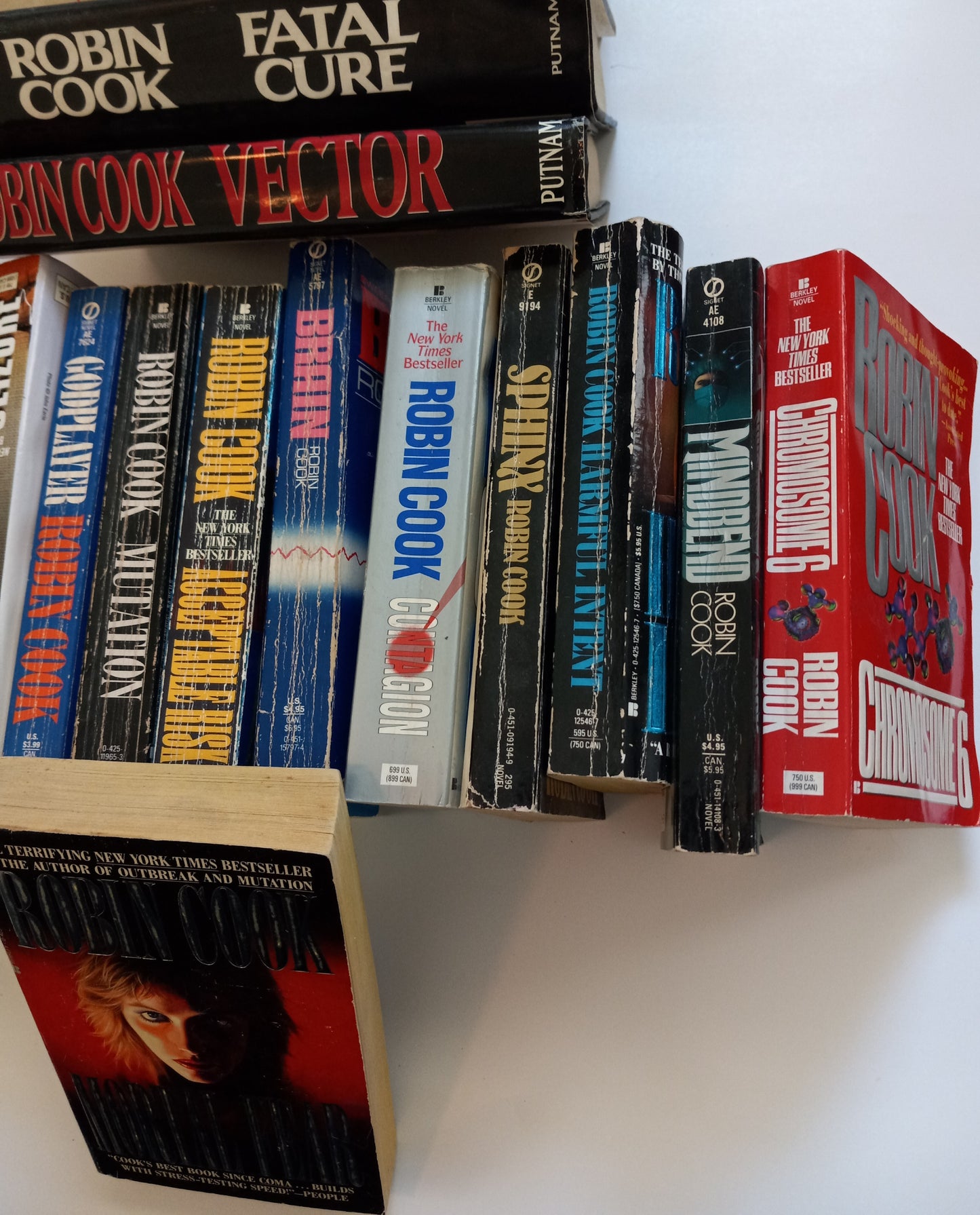Robin Cook Lot of Books